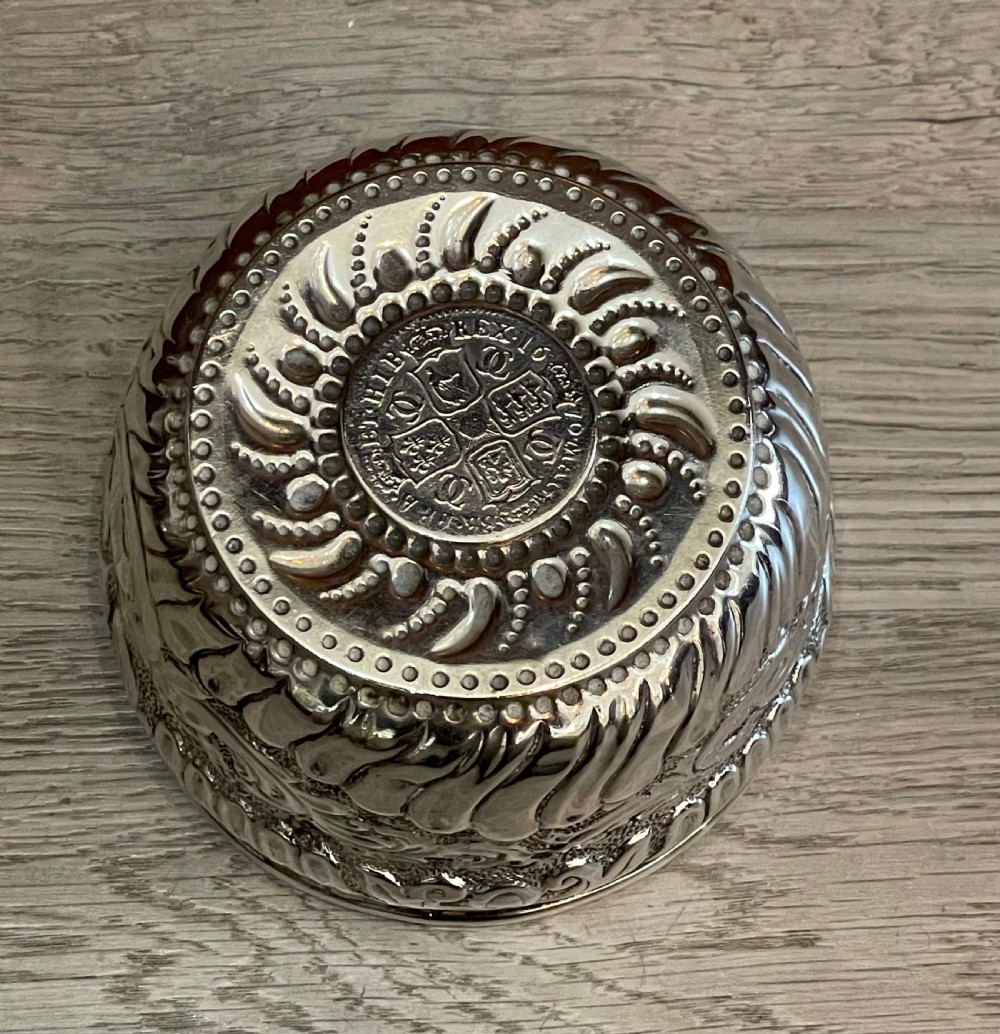 Pretty Victorian Silver Bowl Inset with Charles II Silver Crown 1670 View VIII