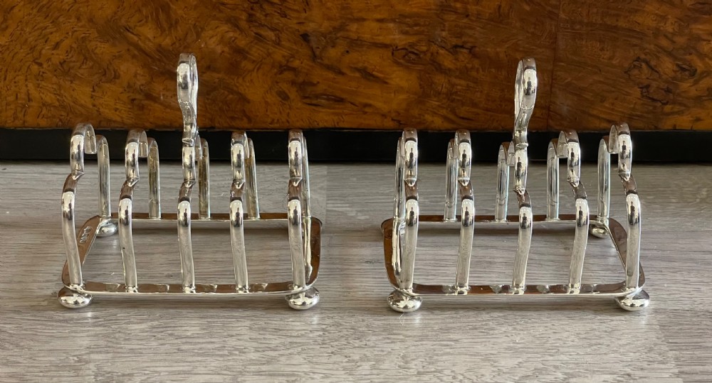 Good Pair of Edwardian Silver Toast Racks, Chester  View II