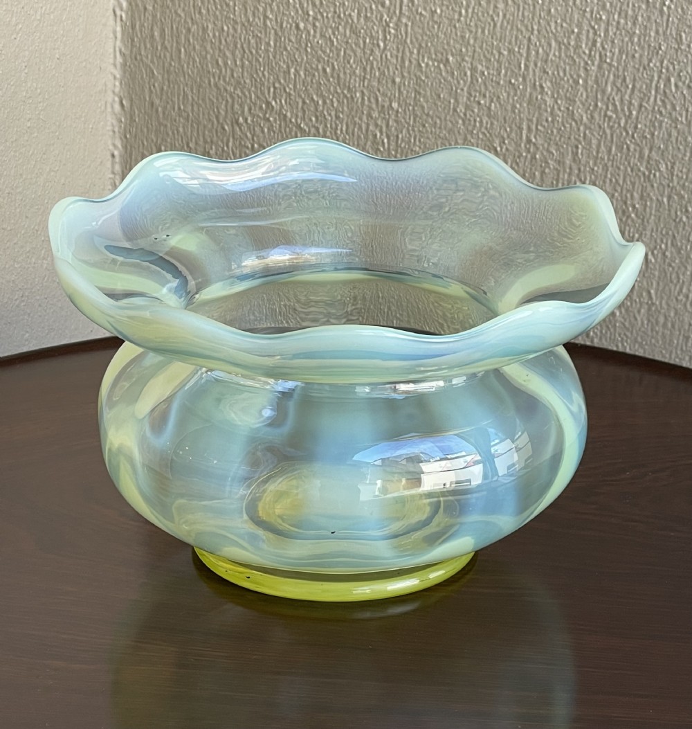 Late Victorian Uranium Vaseline Glass Bowl