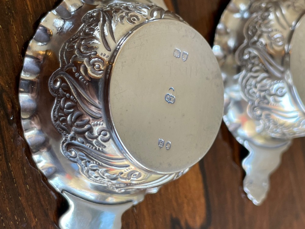 Set of Four Victorian Silver Table Salts, 1883 View VII