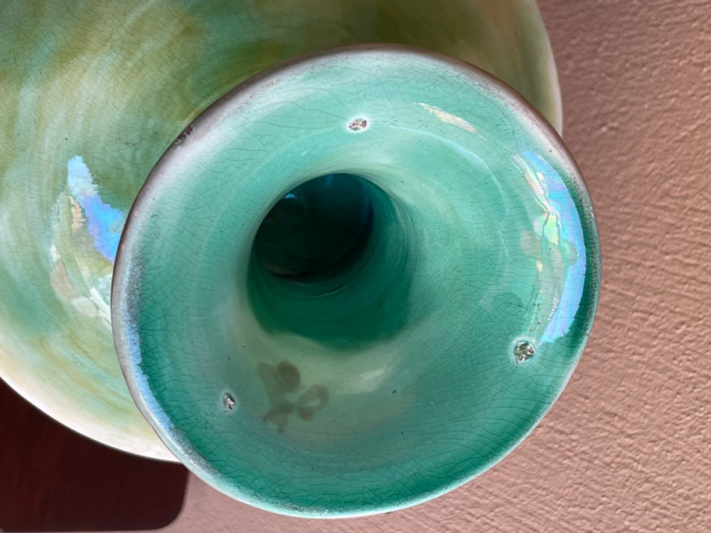 A Victorian majolica pedestal comport bowl featuring moulded green and yellow begonia leaf patterns with a matching leaf-textured stem. View VI