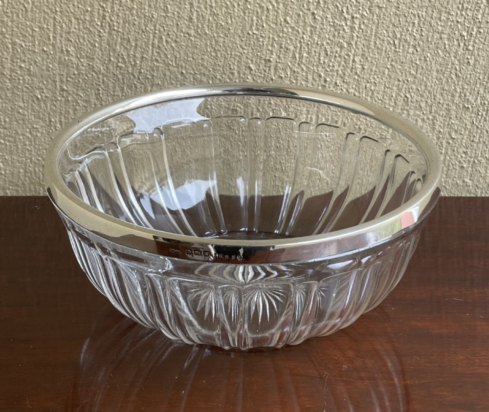 George V Silver mounted fruit bowl by John Grinsell & Sons