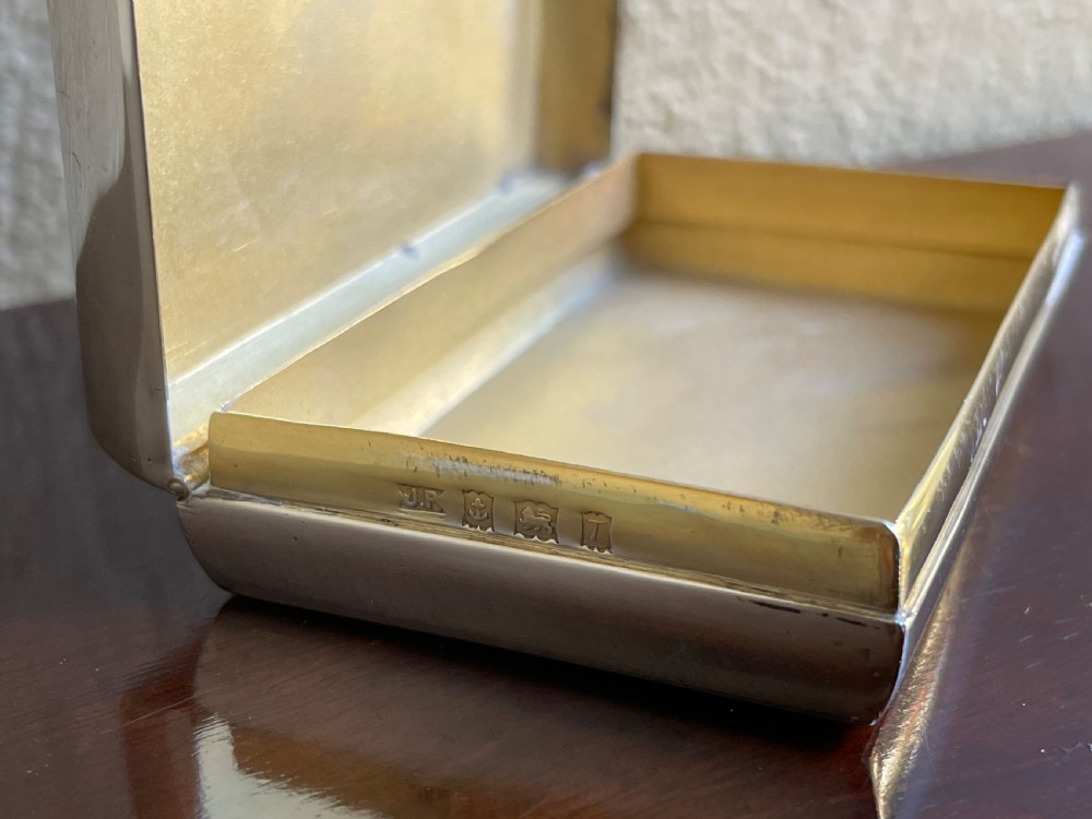 Elizabeth II solid silver snuff box View IV