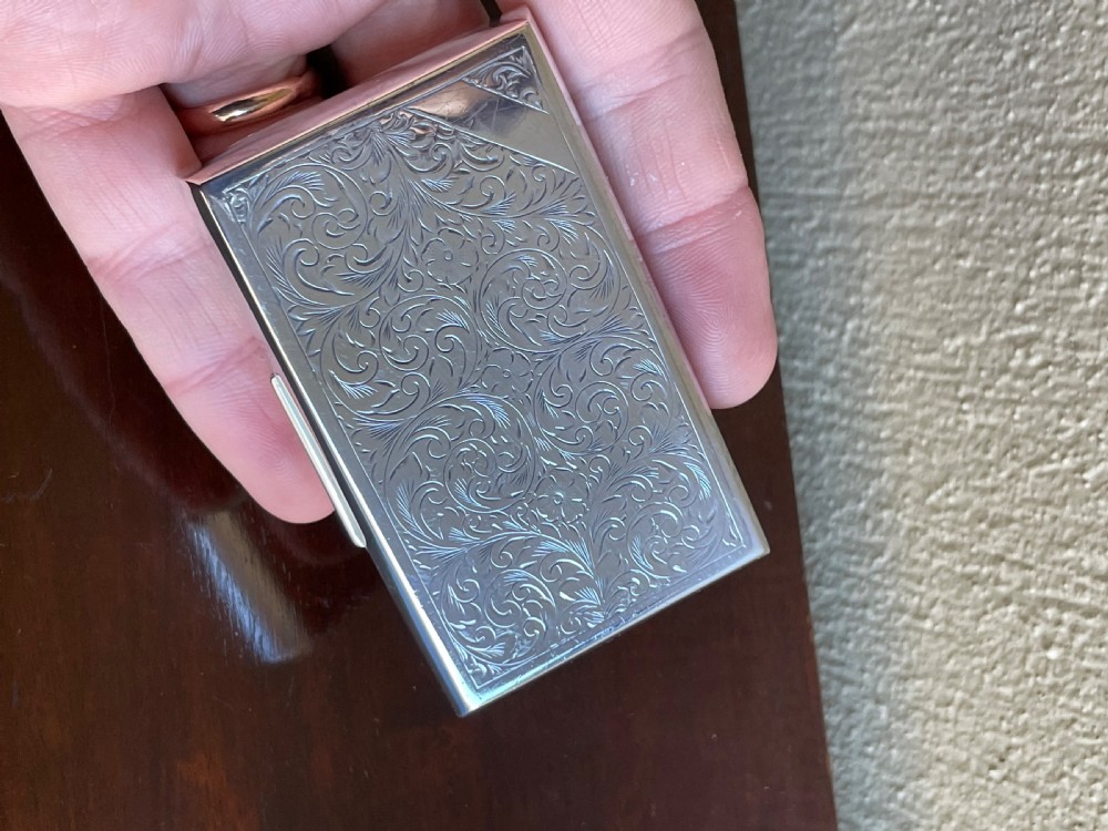 Elizabeth II solid silver snuff box View V