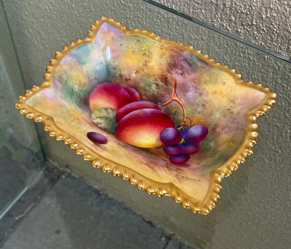 Pretty Royal Worcester Pin Dish Tray View III