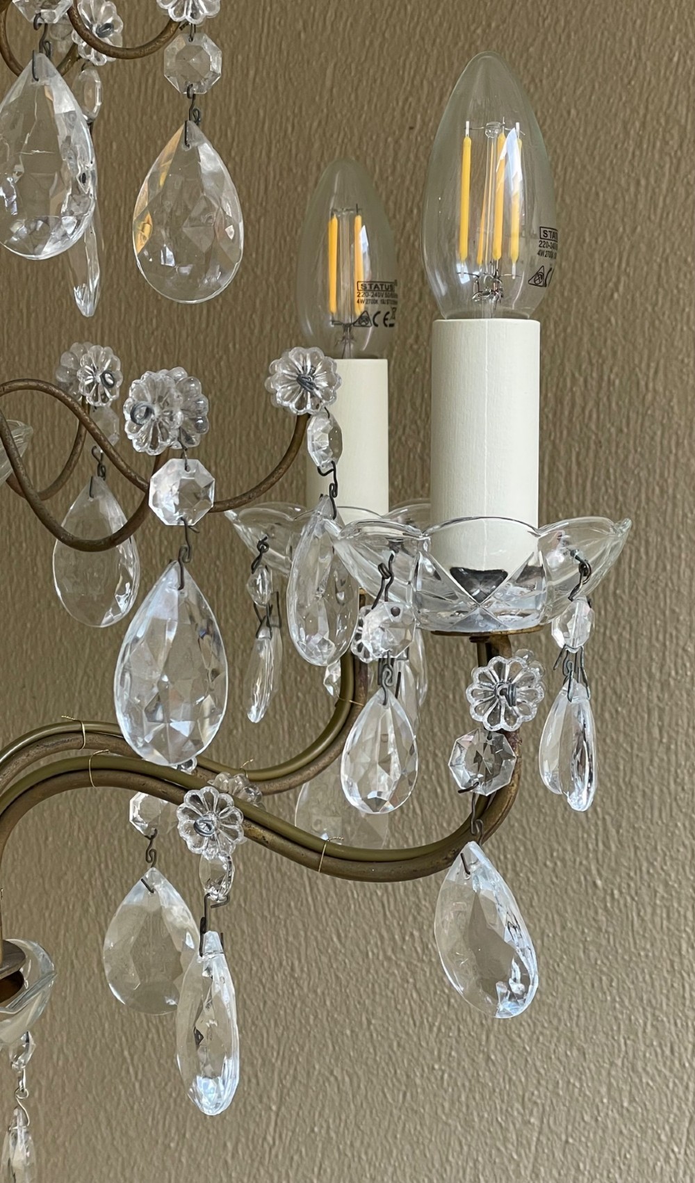 Early 20th Century French Gilded Crystal Chandelier View III