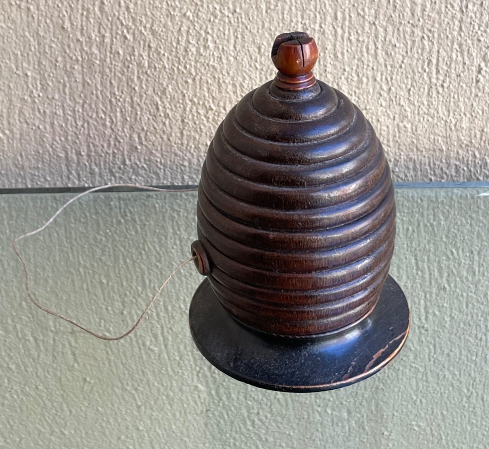 Late 19th century treen beehive string box