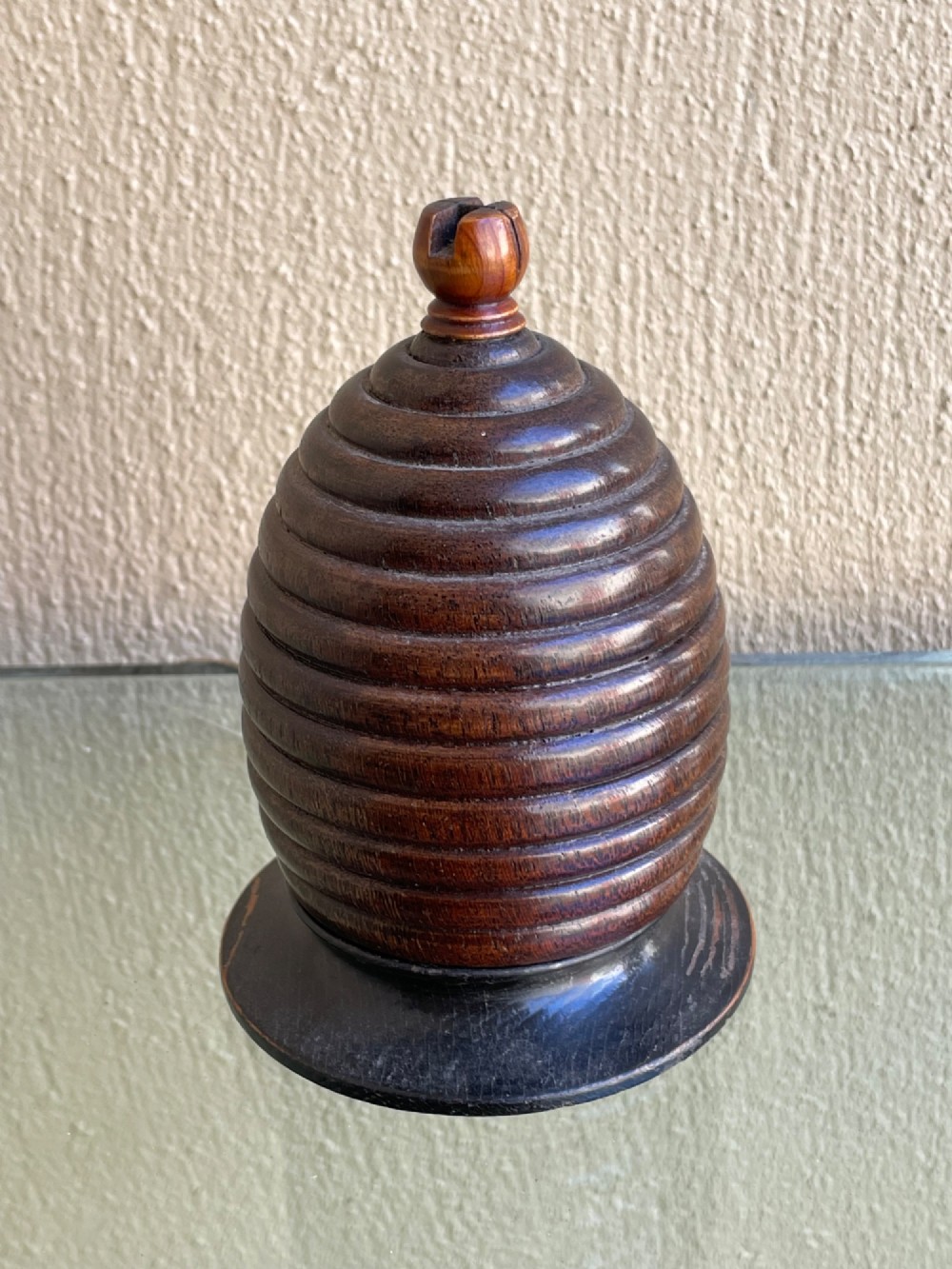 Late 19th century treen beehive string box View II
