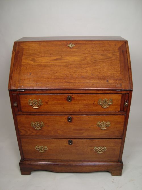 an 18thc bureau - CATEGORY: ANTIQUE BUREAU - DATED GEORGIAN
