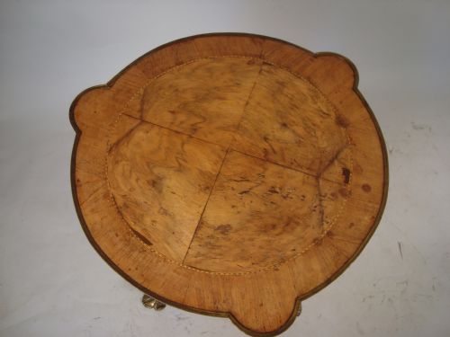 A STUNNING WALNUT AND BRASS MOUNTED OCCASIONAL TABLE - ADDITIONAL PHOTO 1