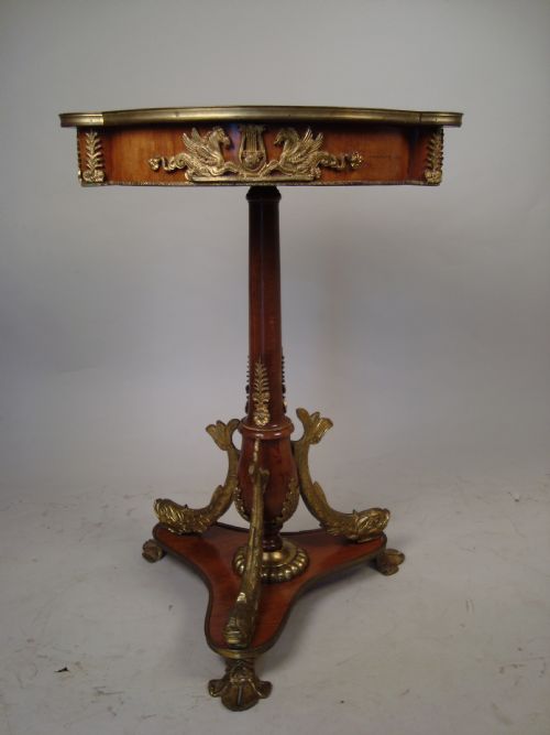 A STUNNING WALNUT AND BRASS MOUNTED OCCASIONAL TABLE - ADDITIONAL PHOTO 2