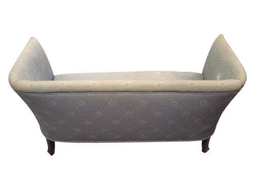 A PRETTY EDWARDIAN SOFA - ADDITIONAL PHOTO 2
