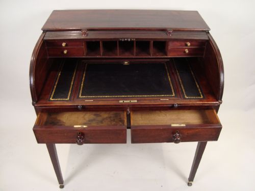 A FINE GEORGE III ROLL TOP WRITING DESK - ADDITIONAL PHOTO 5