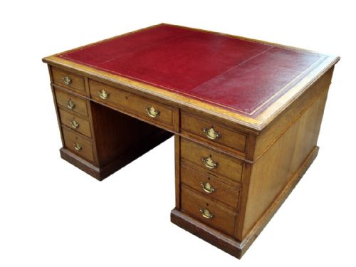 a very impressive large victorian golden oak partners desk - CATEGORY: ANTIQUE DESKS - DATED VICTORIAN