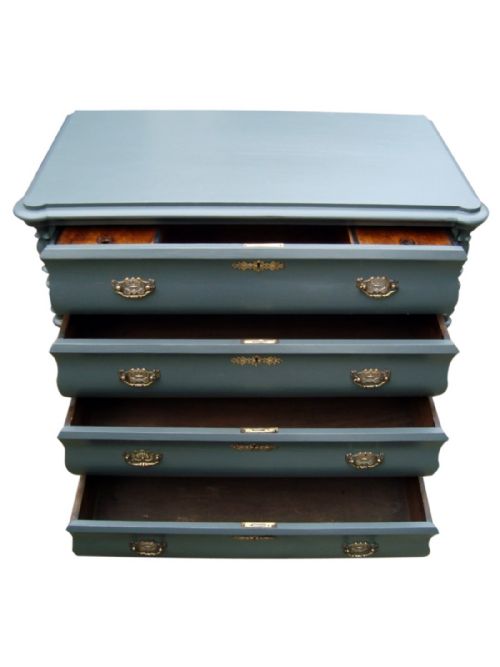 A VERY STYLISH VICTORIAN PAINTED CHEST OF DRAWERS WITH WALNUT LINING - ADDITIONAL PHOTO 3