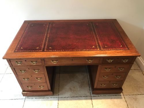 AN IMPRESSIVE LARGE EDWARDIAN PEDESTAL WRITING DESK - ADDITIONAL PHOTO 2