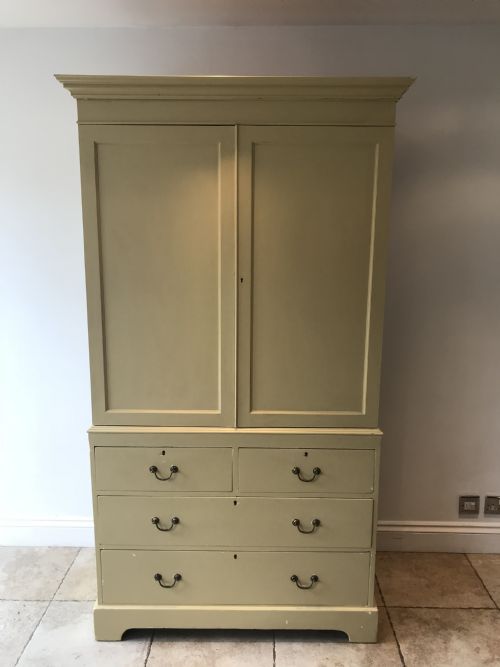 a very chic painted linen press wardrobe - CATEGORY: ANTIQUE WARDROBES - DATED EDWARDIAN