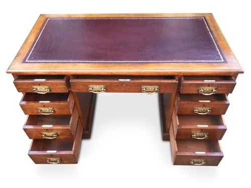 AN ATTRACTIVE LARGER SIZED EDWARDIAN DESK - ADDITIONAL PHOTO 3