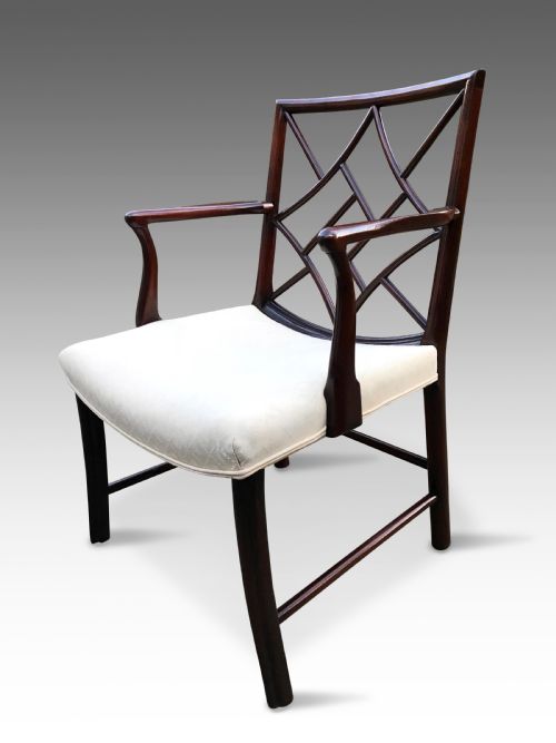 an elegent georgian desk chair - CATEGORY: ANTIQUE CHAIRS - DATED GEORGIAN