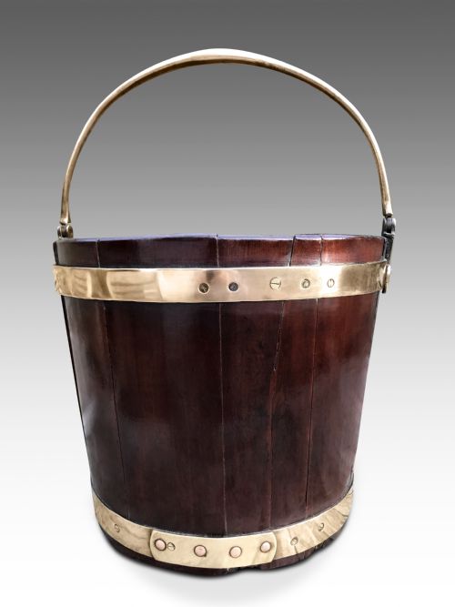 A HANDSOME LATE 18TH CENTURY MAHOGANYAND BRASS BOUND PLATE BUCKET - ADDITIONAL PHOTO 1