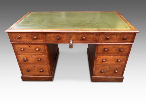 a handsome victorian golden oak desk - CATEGORY: ANTIQUE DESKS - DATED VICTORIAN