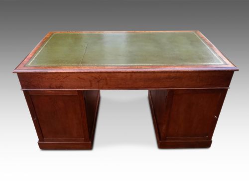 A HANDSOME VICTORIAN GOLDEN OAK DESK - ADDITIONAL PHOTO 5
