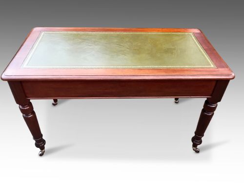 A FINE VICTORIAN MAHOGANY WRITING TABLE - ADDITIONAL PHOTO 6