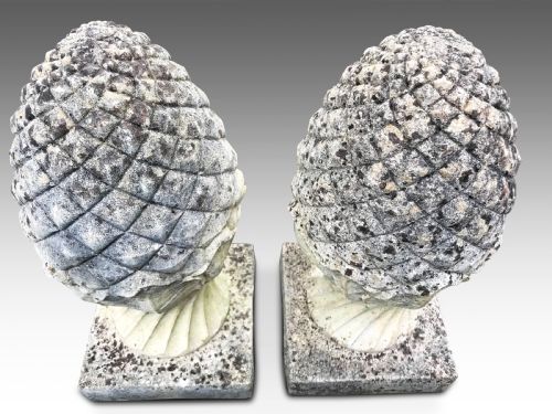A PAIR OF LARGE PINAPPLE FINIALS - ADDITIONAL PHOTO 1