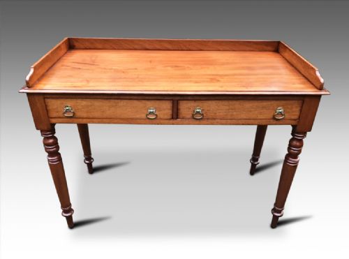 a quality victorian washstand - CATEGORY: ANTIQUE FURNITURE - DATED VICTORIAN