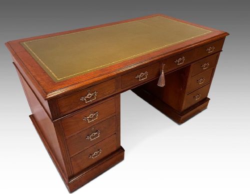 A SUPERB QUALITY LARGE EDWARDIAN DESK - ADDITIONAL PHOTO 3