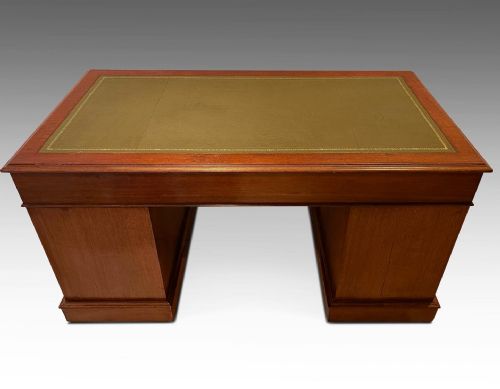 A SUPERB QUALITY LARGE EDWARDIAN DESK - ADDITIONAL PHOTO 4