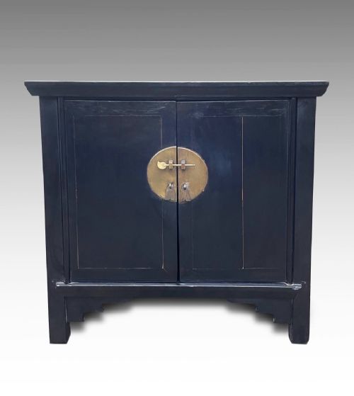 a stylish 19thc chinese ebonised cupboard - CATEGORY: ANTIQUE CUPBOARDS - DATED 19TH CENTURY
