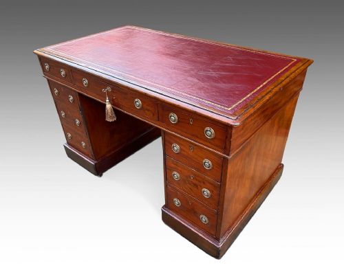 AN ATTRACTIVE VICTORIAN WRITING DESK - ADDITIONAL PHOTO 5