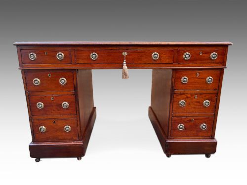 AN ATTRACTIVE VICTORIAN WRITING DESK - ADDITIONAL PHOTO 6