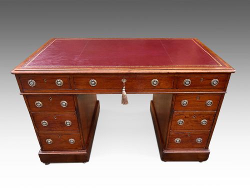 AN ATTRACTIVE VICTORIAN WRITING DESK - ADDITIONAL PHOTO 7