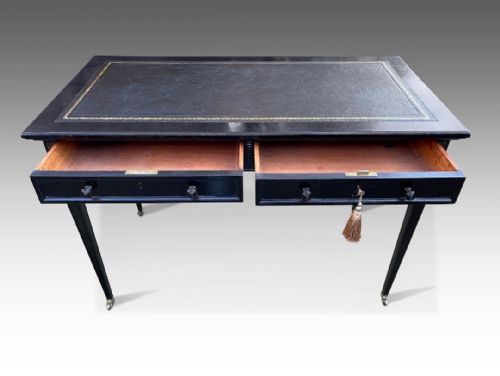 AN ELEGANT FRENCH EBONISED WRITING TABLE - ADDITIONAL PHOTO 1