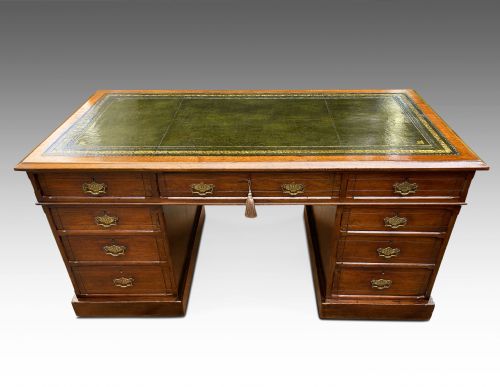 a large edwardian directors desk - CATEGORY: ANTIQUE DESKS - DATED EDWARDIAN