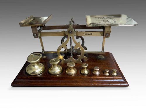 A GORGEOUS VICTORIAN POSTAL SCALE - ADDITIONAL PHOTO 2