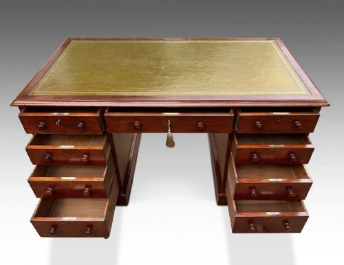 A SUPERB VICTORIAN WRITING DESK - ADDITIONAL PHOTO 2