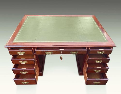A SUPERB EDWARDIAN MAHOGANY PARTNERS DESK - ADDITIONAL PHOTO 1