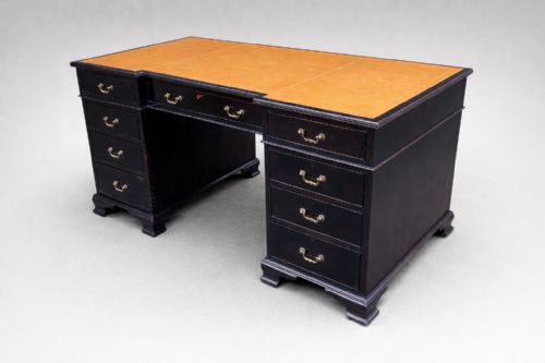 A STUNNING EDWARDIAN BREAKFRONT DESK - ADDITIONAL PHOTO 1