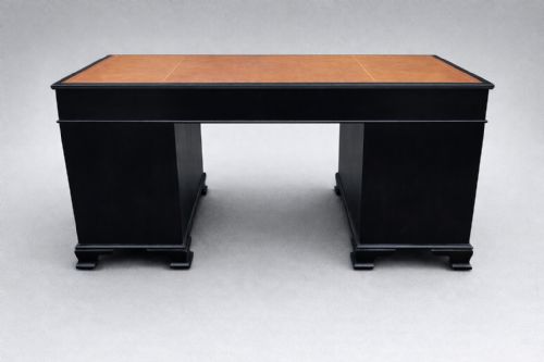 A STUNNING EDWARDIAN BREAKFRONT DESK - ADDITIONAL PHOTO 3