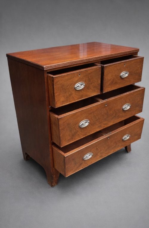 A HANDSOME VICTORIAN CHEST OF DRAWERS - ADDITIONAL PHOTO 1