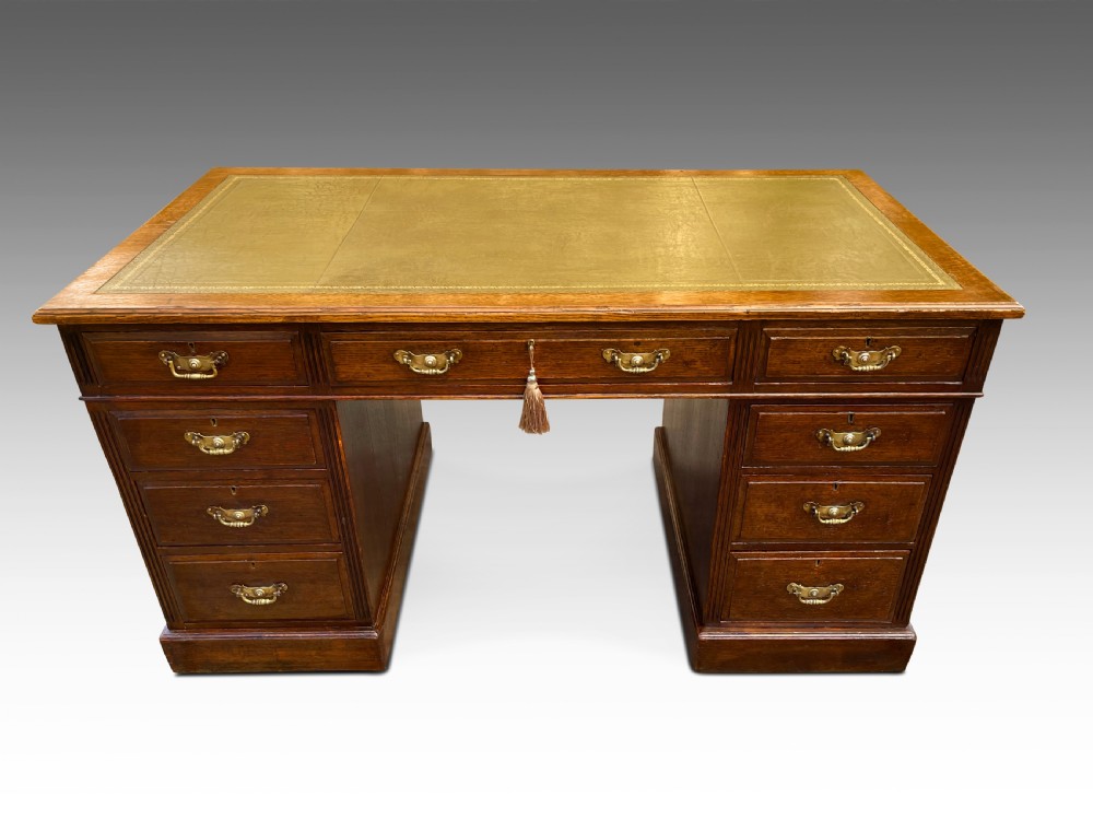 A Large Oak Edwardian Writing Desk 