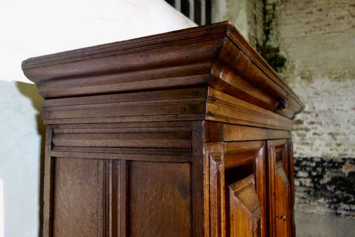 17TH CENTURY DUTCH CUPBOARD KAST - ADDITIONAL PHOTO 7