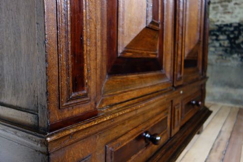 17TH CENTURY DUTCH CUPBOARD KAST - ADDITIONAL PHOTO 9
