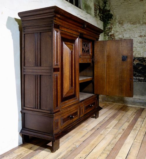 17TH CENTURY DUTCH CUPBOARD KAST - ADDITIONAL PHOTO 11