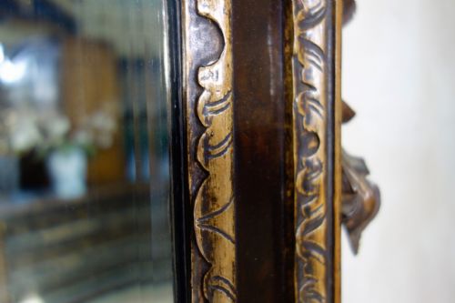 A LARGE GEORGE II STYLE MAHOGANY AND GILT SCROLL TOP WALL MIRROR - ADDITIONAL PHOTO 1