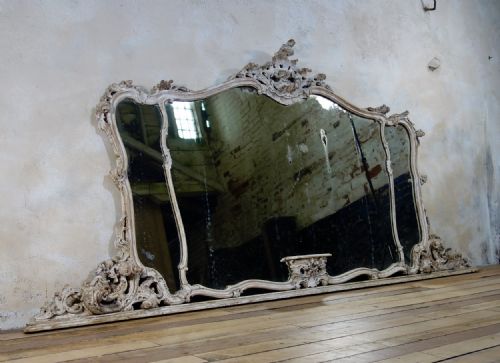 19TH CENTURY FRENCH PAINTED ROCOCO WALL MIRROR - ADDITIONAL PHOTO 6