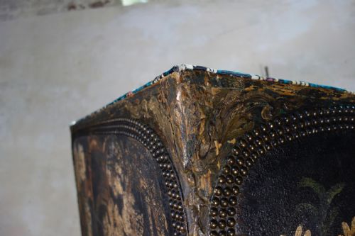 A 19TH CENTURY CONTINENTAL LEATHER UPHOLSTERED SETTLE BENCH - ADDITIONAL PHOTO 10